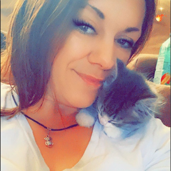 Meet your Posher, Kesha - Picture 1 of 4